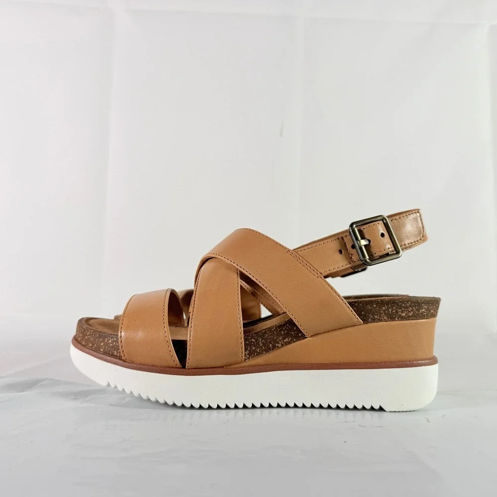 Clarks Lizby Cross Sandal Women 8 Sand Leather Platform Wedge New In Box